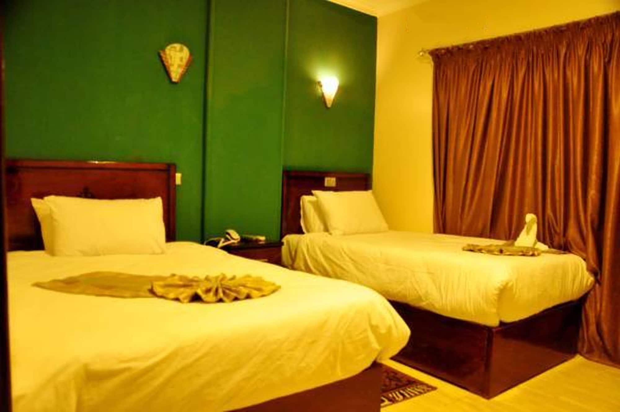 My Hotel Kaherah Luaran gambar