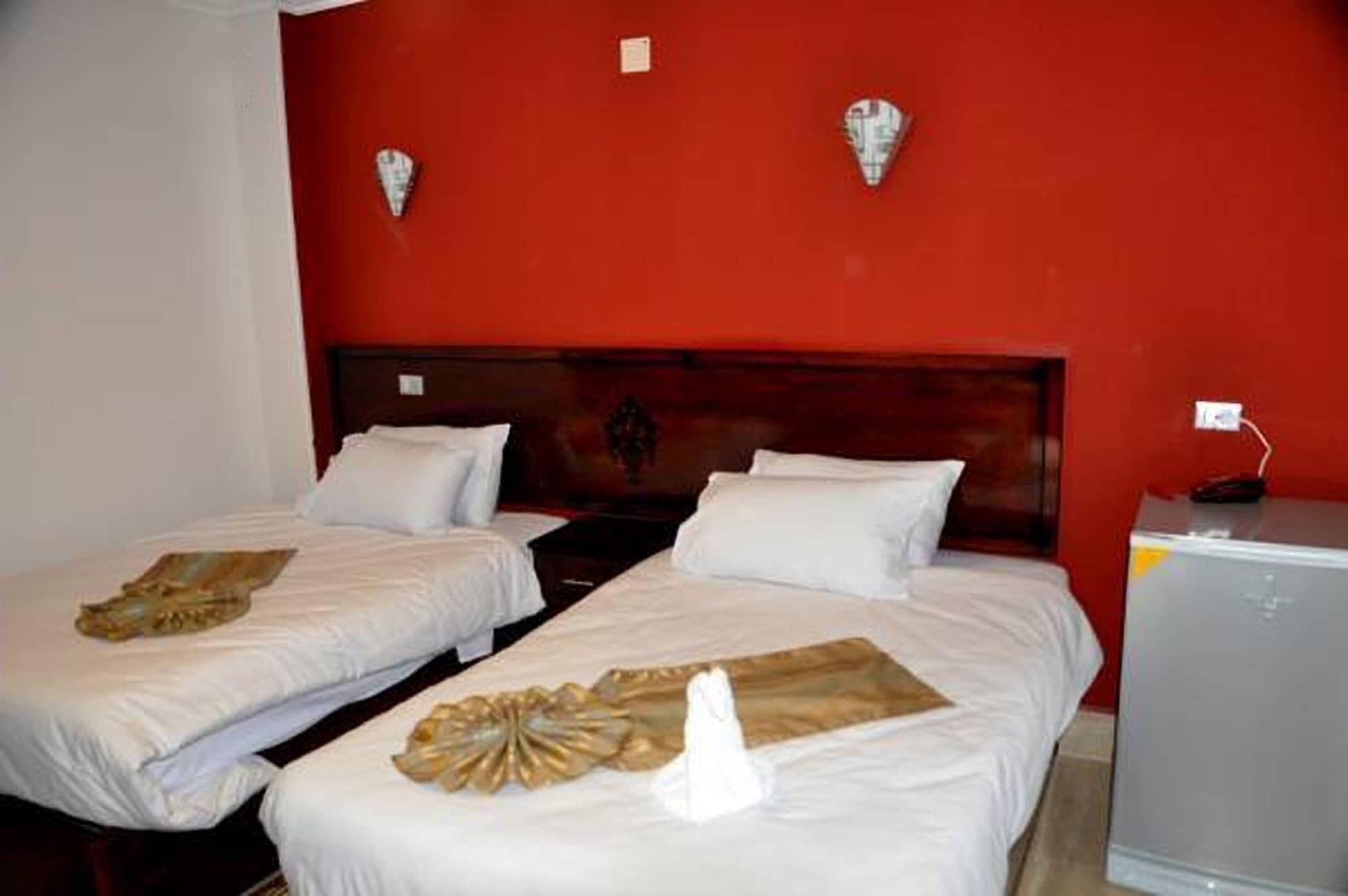 My Hotel Kaherah Luaran gambar